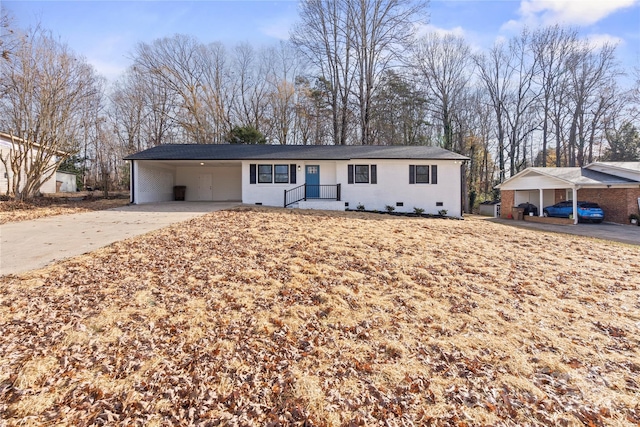 single story home with a carport