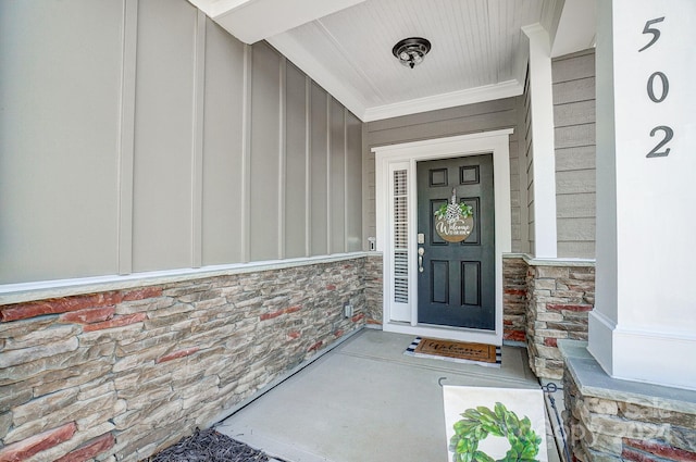 view of doorway to property