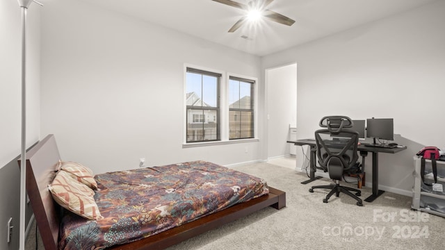 bedroom with carpet flooring and ceiling fan