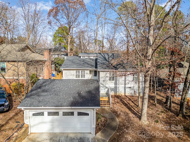 view of front of house with a garage