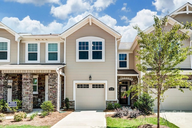 view of front of home with a garage