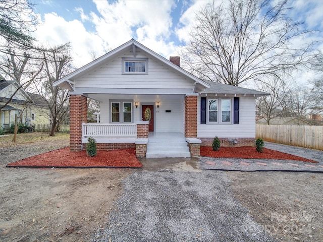 view of front of house featuring covered porch