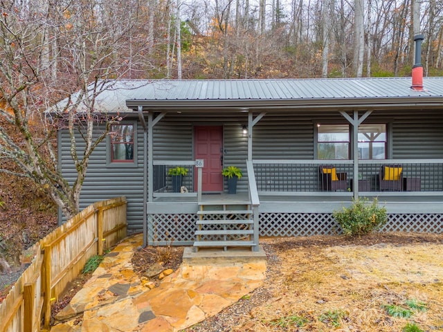 view of front facade featuring a porch