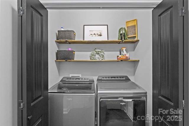 laundry room featuring independent washer and dryer