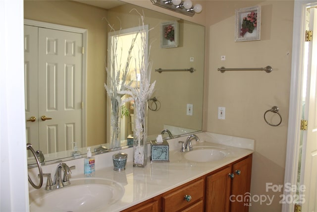 bathroom with vanity