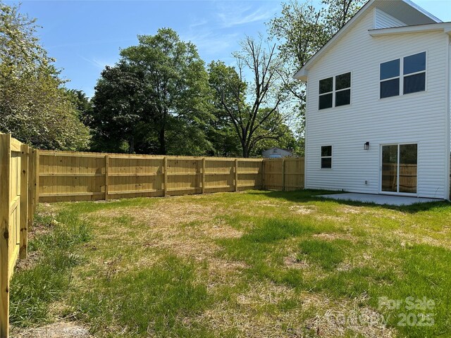 613 Buffalo St, Shelby, NC 28150 - view of yard featuring a fenced backyard