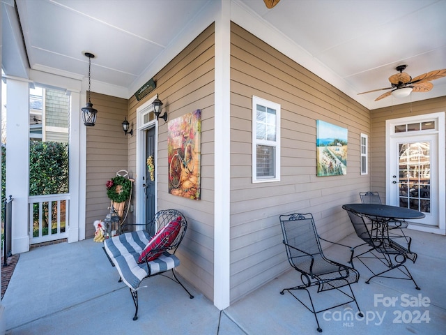 view of patio / terrace with ceiling fan and covered porch