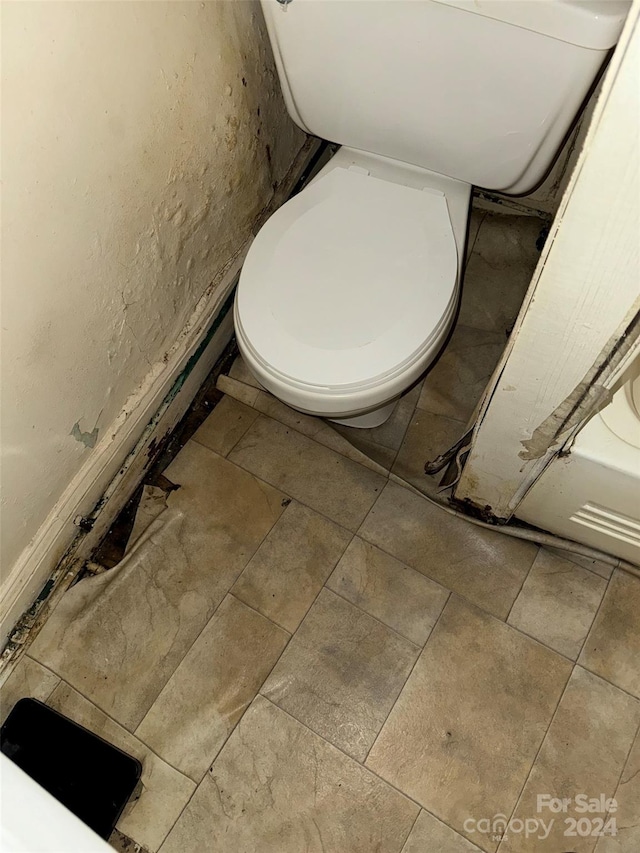 bathroom with toilet