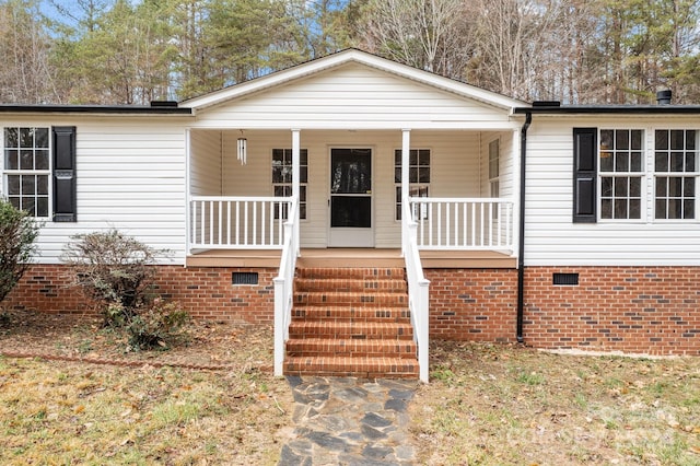 view of front of house featuring a porch