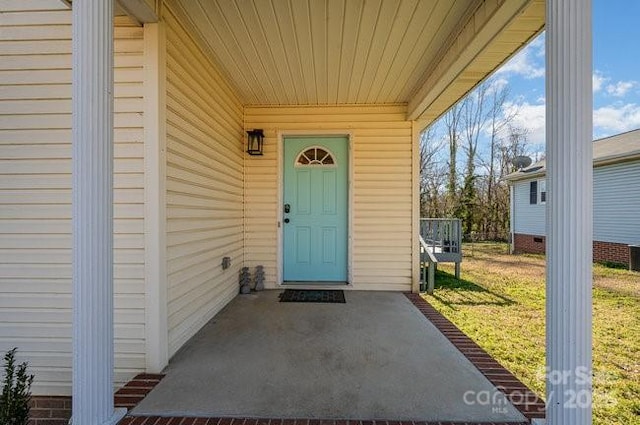 view of entrance to property