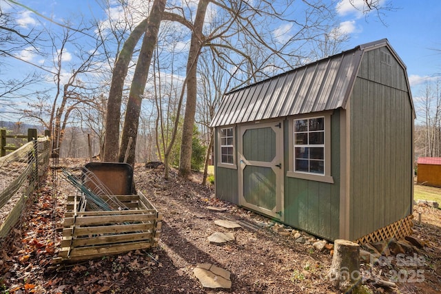 view of outbuilding