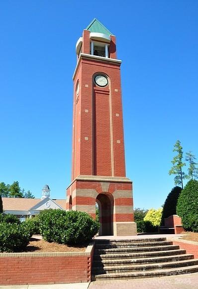 view of building exterior