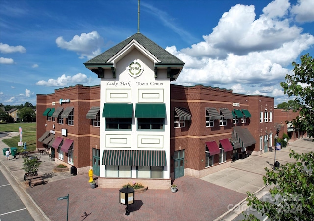 view of building exterior