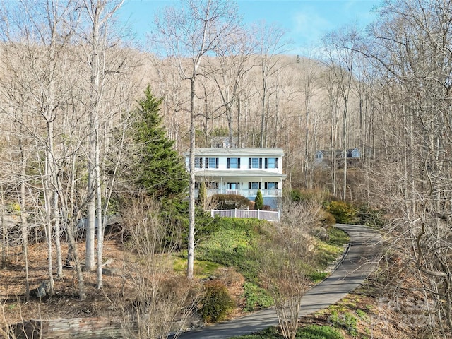 view of front of property with covered porch