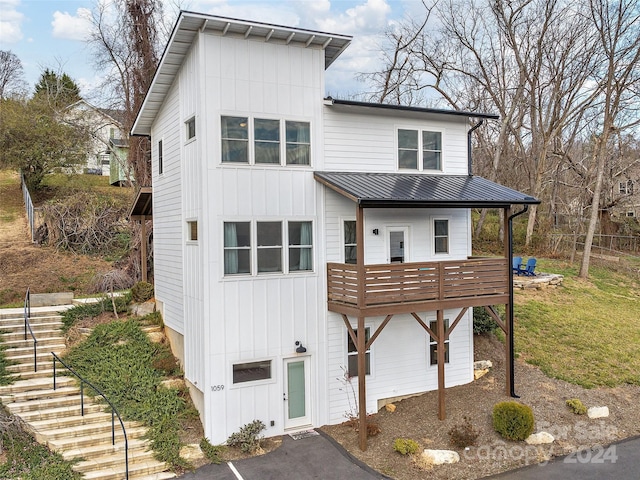 view of modern inspired farmhouse