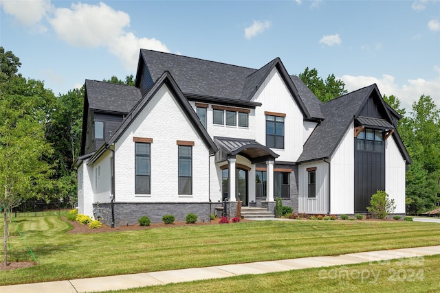 view of front of house with a front yard