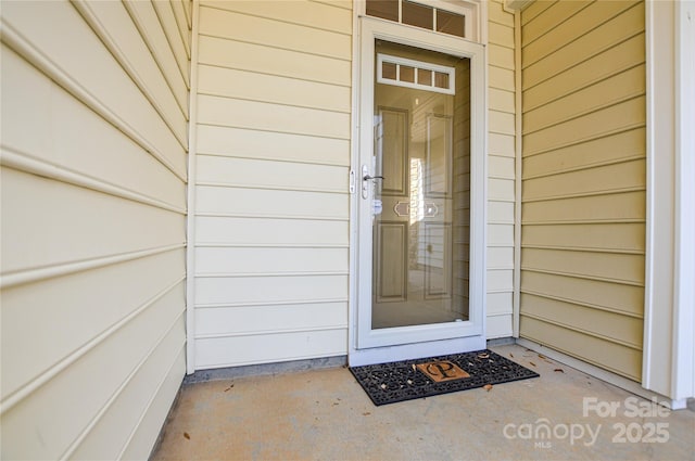 view of entrance to property