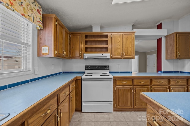 kitchen featuring a textured ceiling, vaulted ceiling, crown molding, electric stove, and light tile patterned floors