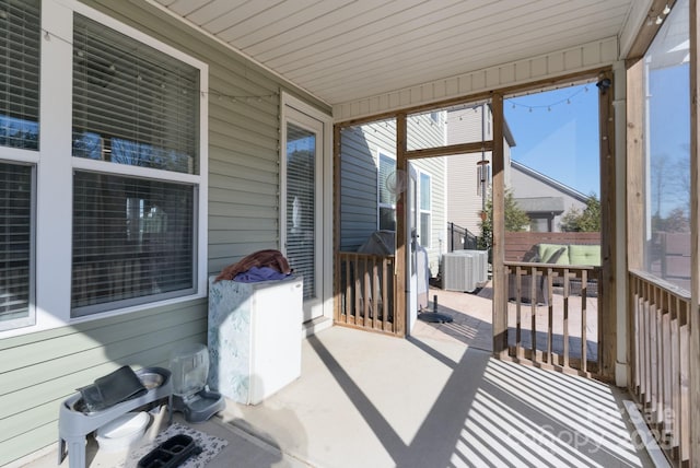 view of sunroom / solarium