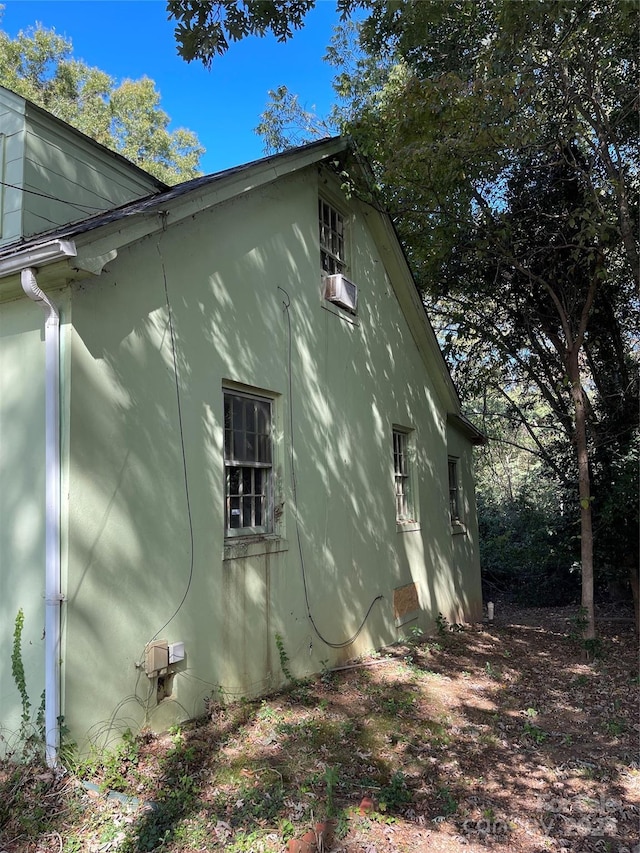 view of home's exterior