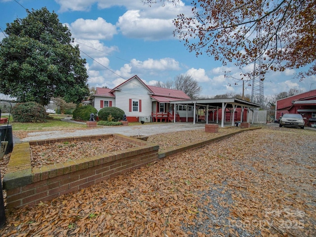 view of front of property