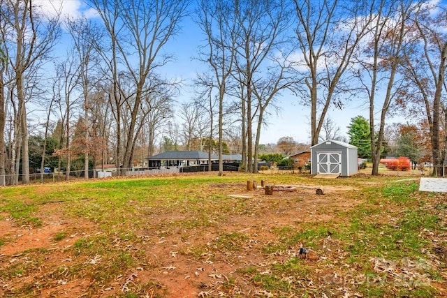 view of yard with a storage shed