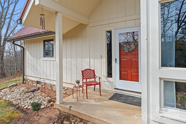 view of property entrance