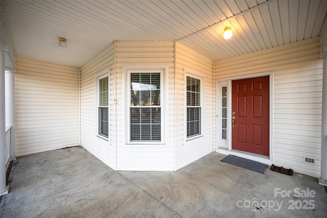 view of property entrance