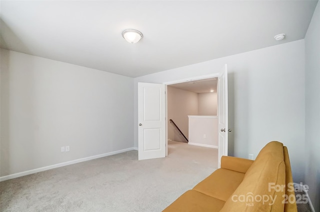 unfurnished room featuring carpet floors