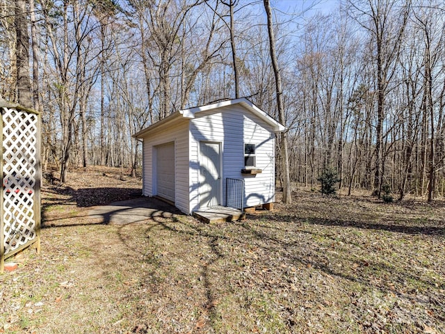 view of outdoor structure with an outdoor structure