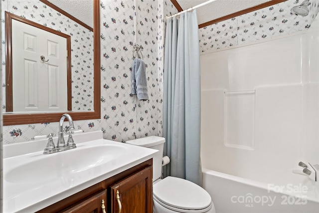 full bathroom with a textured ceiling, toilet, vanity, shower / tub combo, and ornamental molding