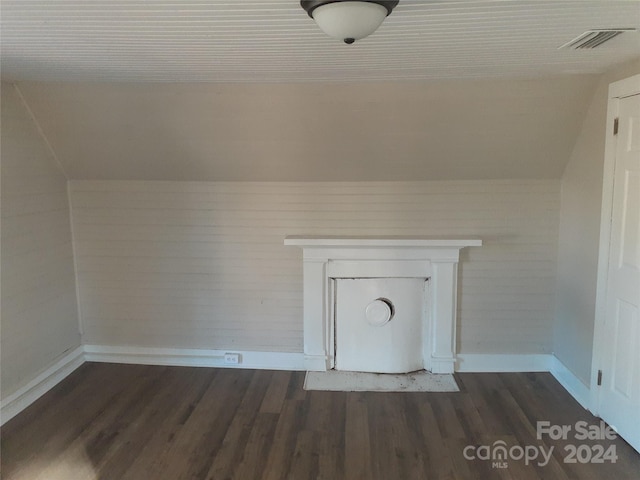 interior details with wood-type flooring