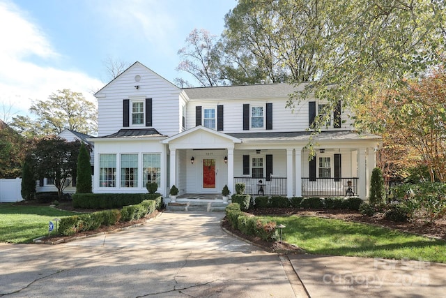 view of front of house featuring covered porch