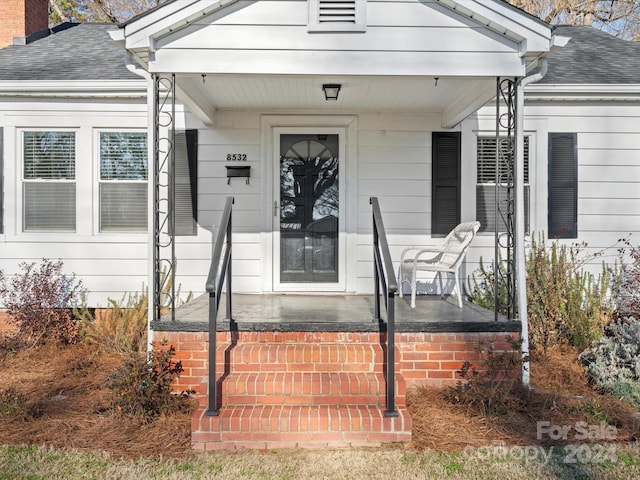 view of entrance to property