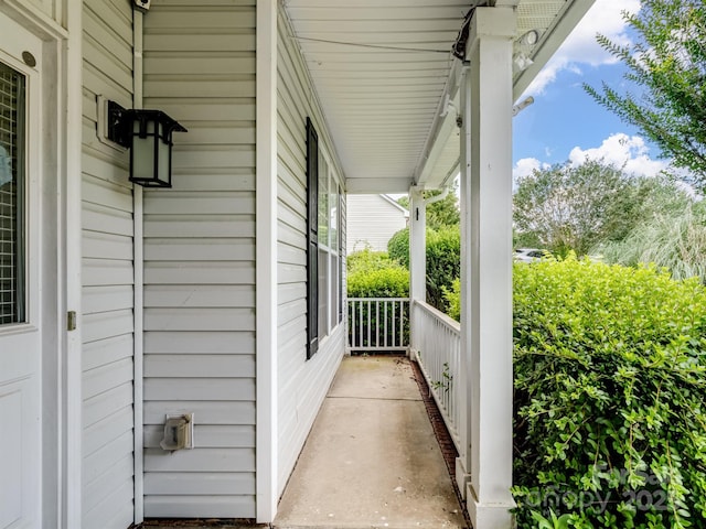 9903 Southampton Commons Dr, Charlotte, NC 28277 - view of porch