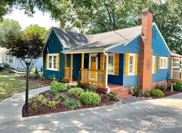 view of front of home featuring covered porch