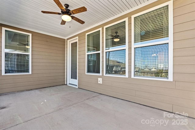 view of patio / terrace featuring a porch and ceiling fan