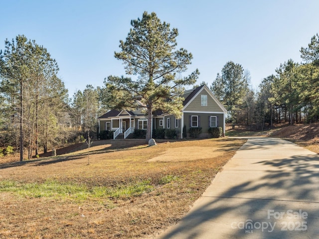 view of front of house featuring covered porch