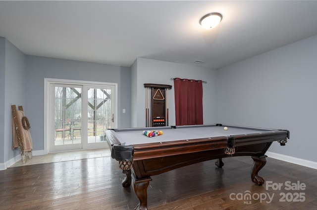 playroom with hardwood / wood-style floors and pool table