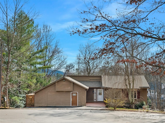 view of front of home