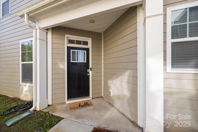 view of property entrance