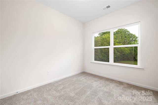 view of carpeted spare room