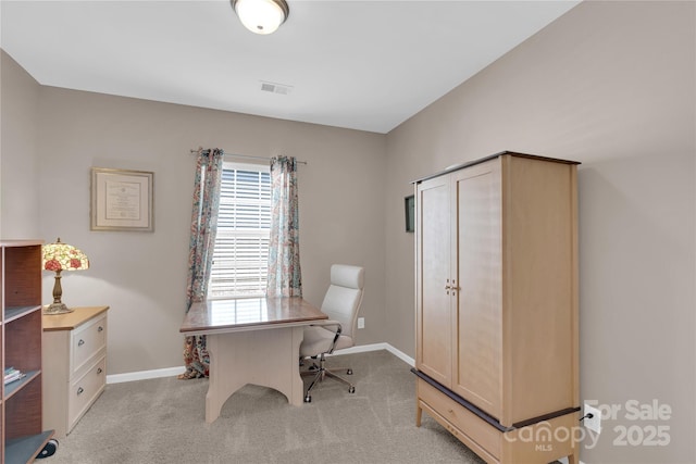 office area with light colored carpet