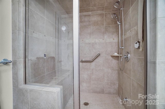 full bathroom featuring a stall shower