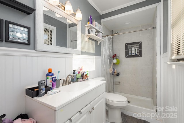 bathroom featuring tile patterned floors, a shower with curtain, toilet, and vanity