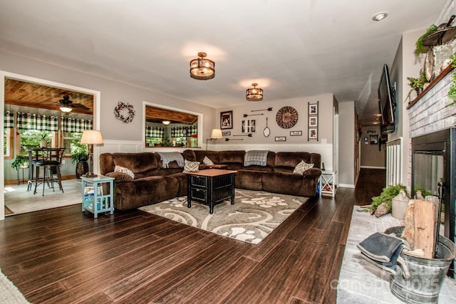 living room with ceiling fan