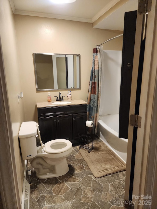 full bathroom with shower / bath combination with curtain, vanity, toilet, and ornamental molding