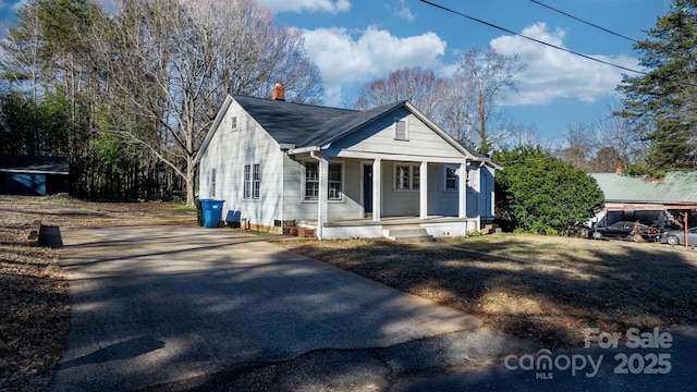 bungalow-style house with a porch