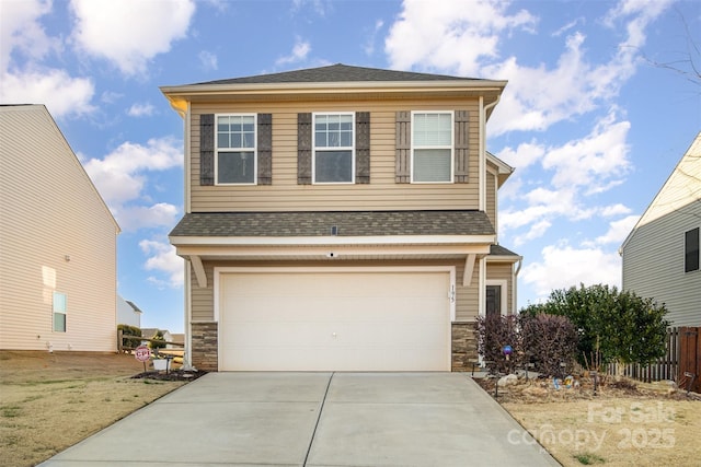 view of front facade featuring a garage