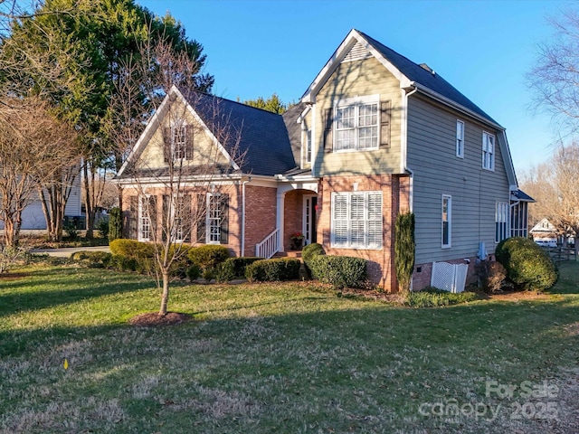 front of property featuring a front yard